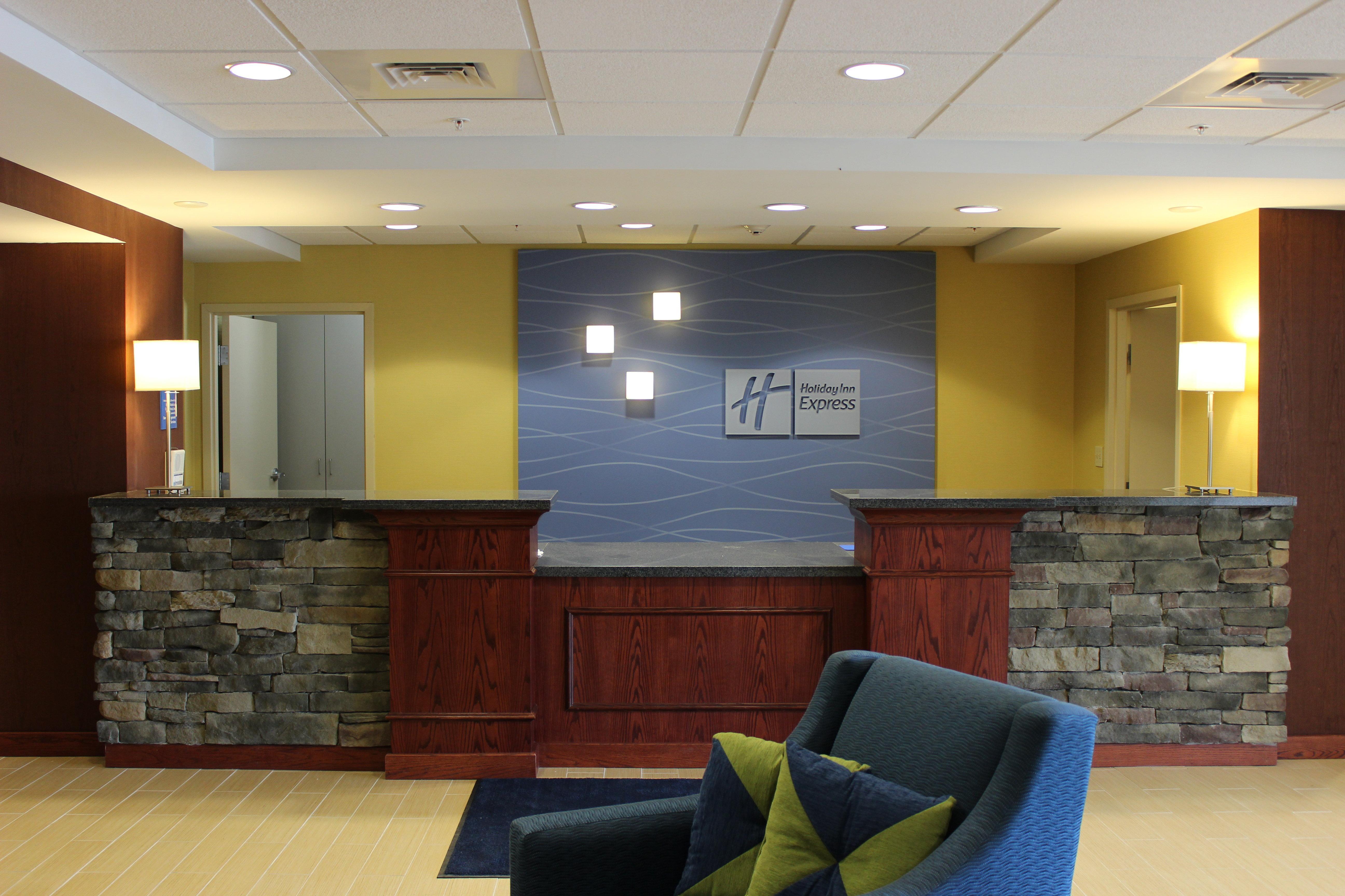 Holiday Inn Express Milford By Ihg Exterior foto
